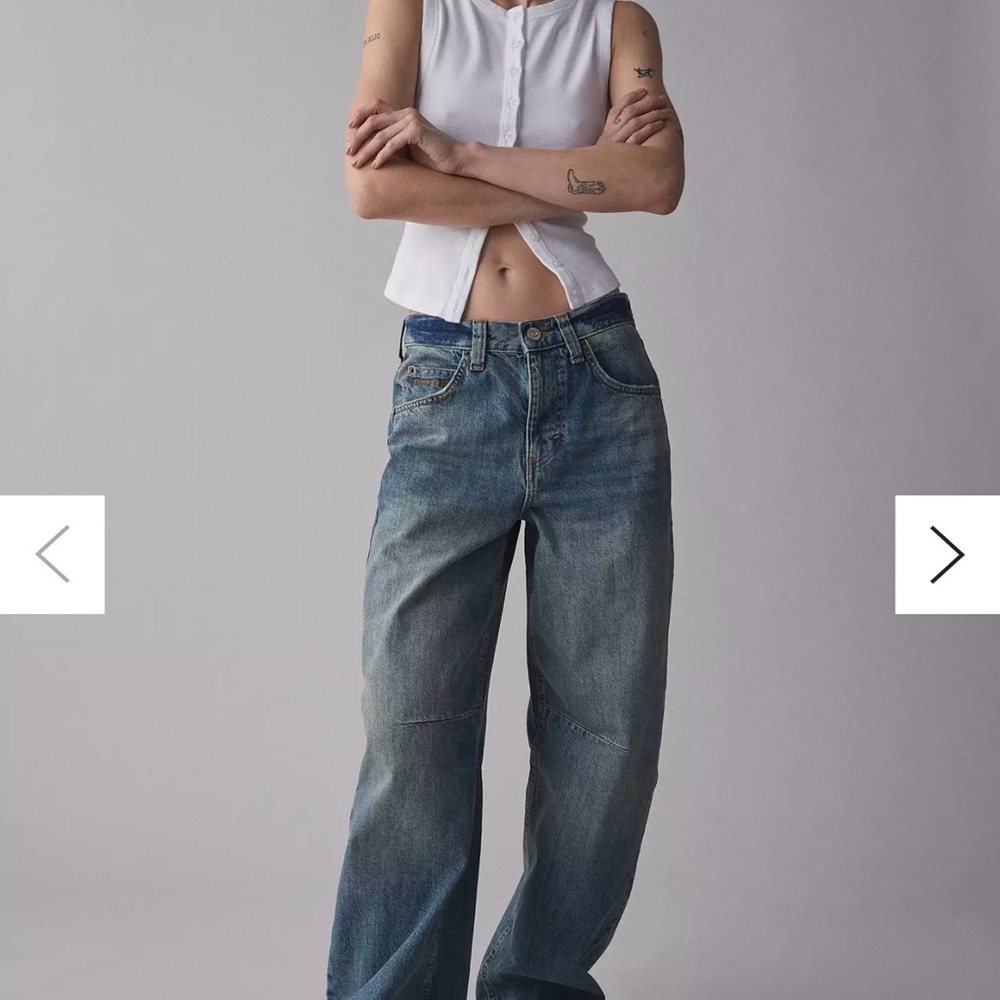 BDG Logan Buckle Jeans
